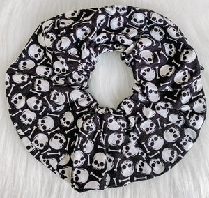 XL Skull & Bones Zipper Scrunchie