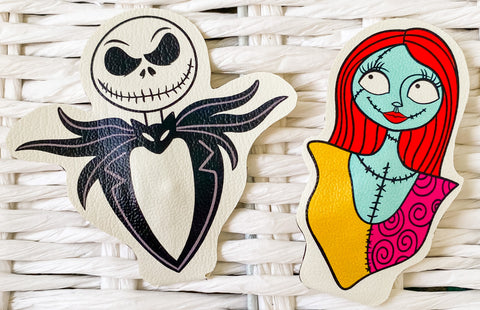 Oversized Jack & Sally Faux Leather Snap Clip